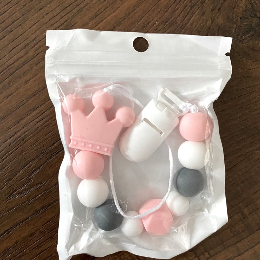 New pacifier clip